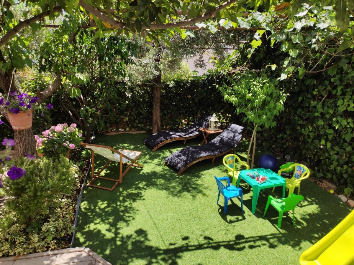 Ivanisevic Apartment Omis