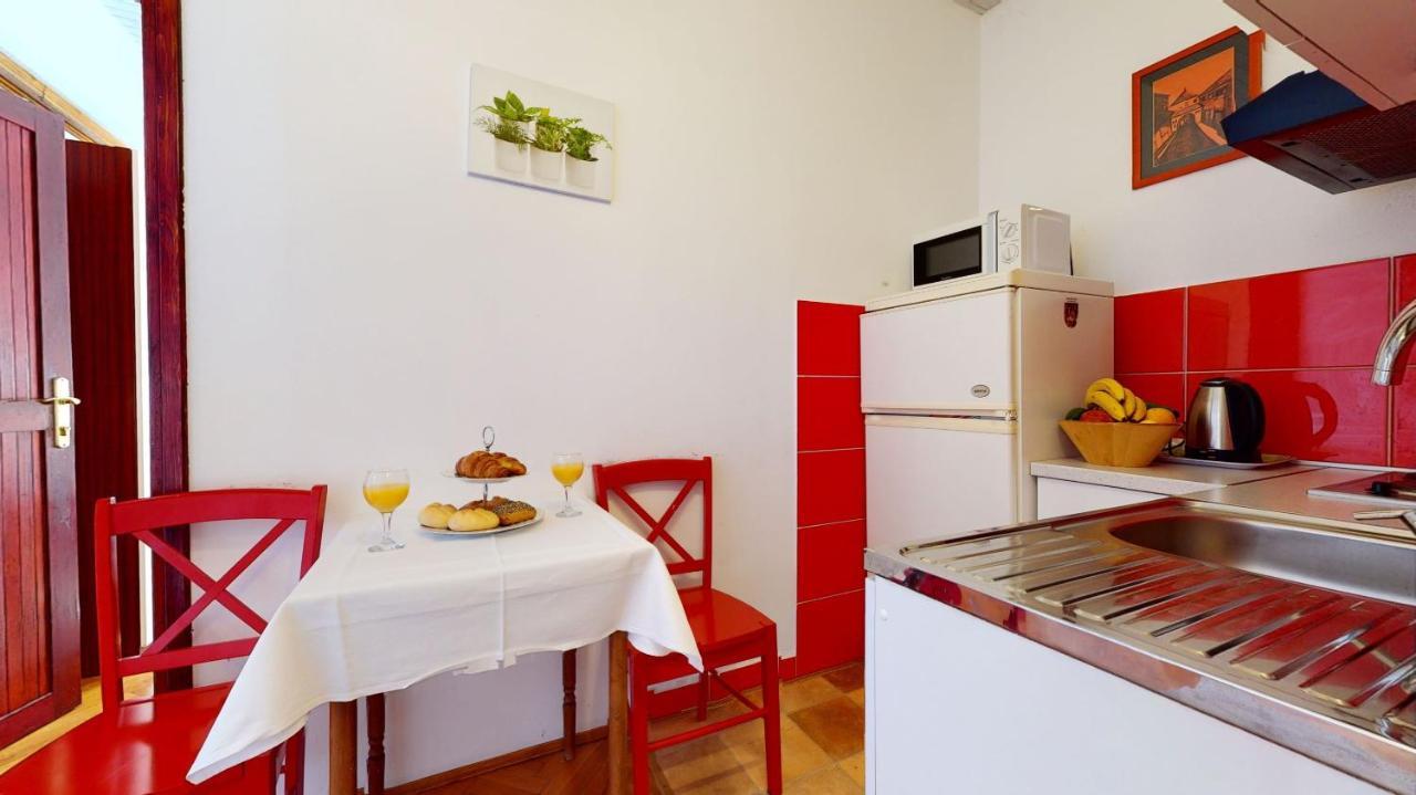 Ivanisevic Apartment *